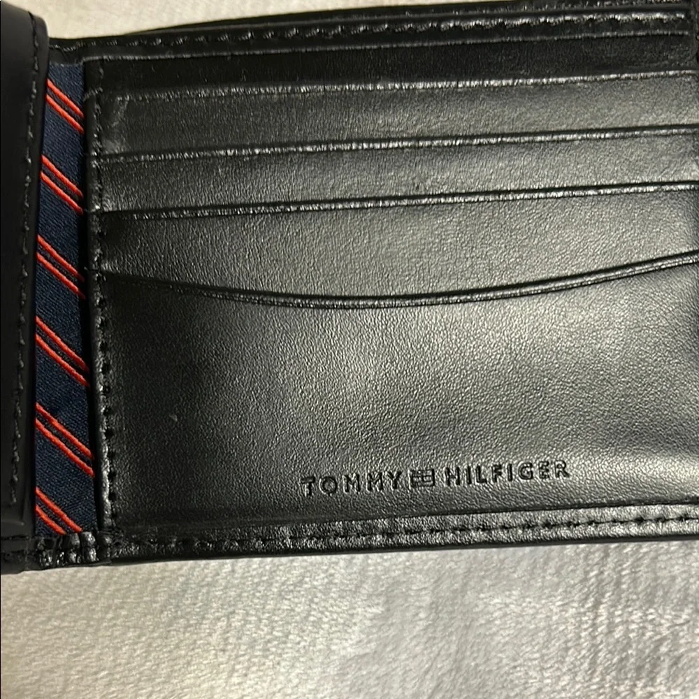 Tommy Hilfiger Black Leather Wallet